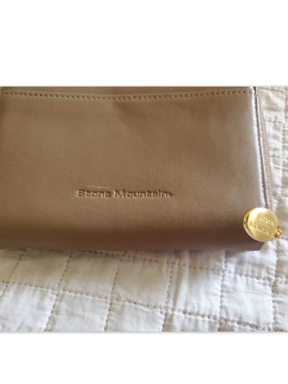 Stone Mountain Accessories women’s wallet